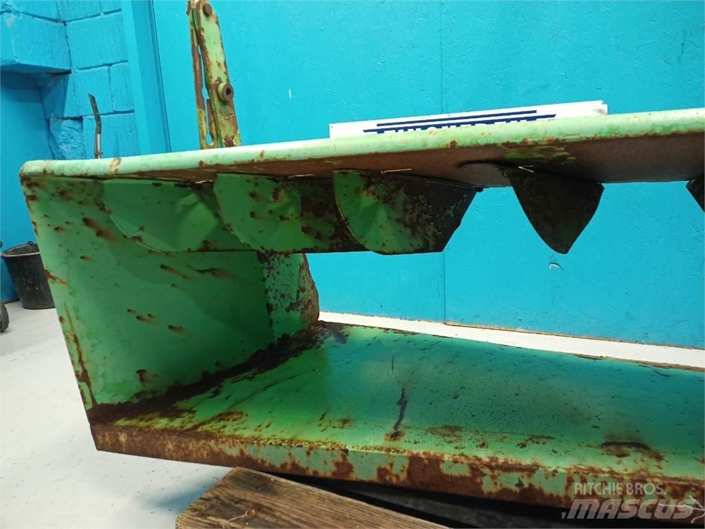Deutz 2680 Accessoires moissonneuse batteuse