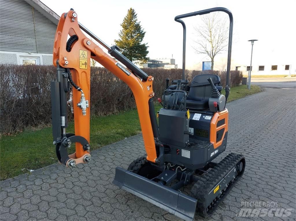 Develon DX10-7 Mini pelle < 7t