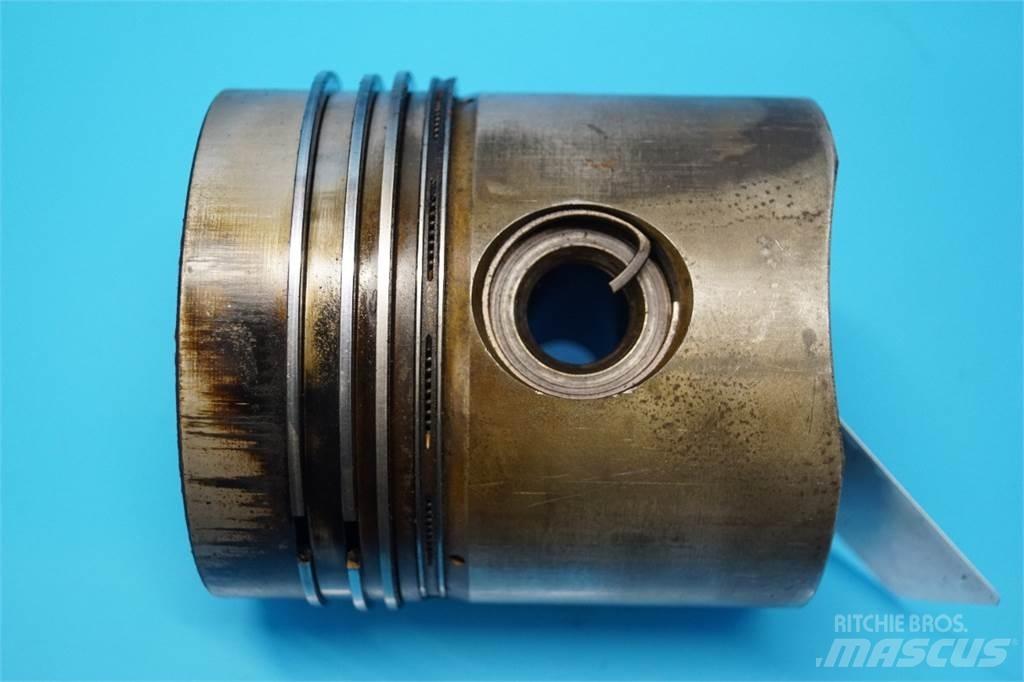 Ford 2701E Moteur