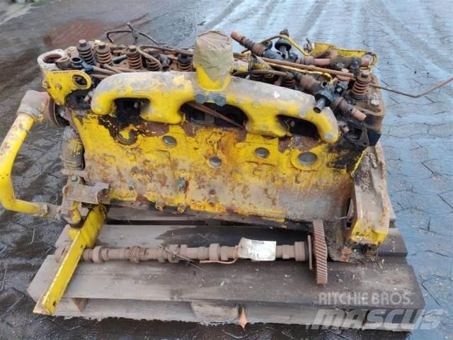 Ford 2715E Moteur