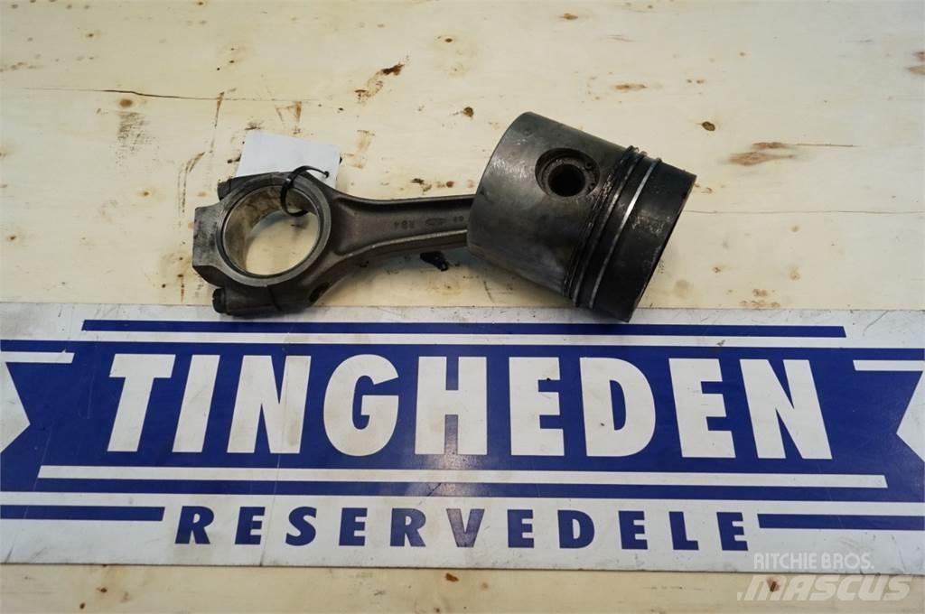 Ford 2725E Moteur