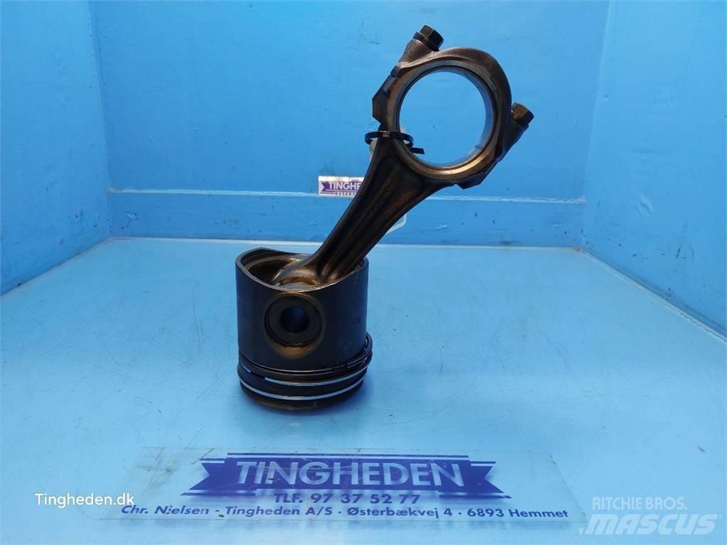 Ford 675TA Moteur