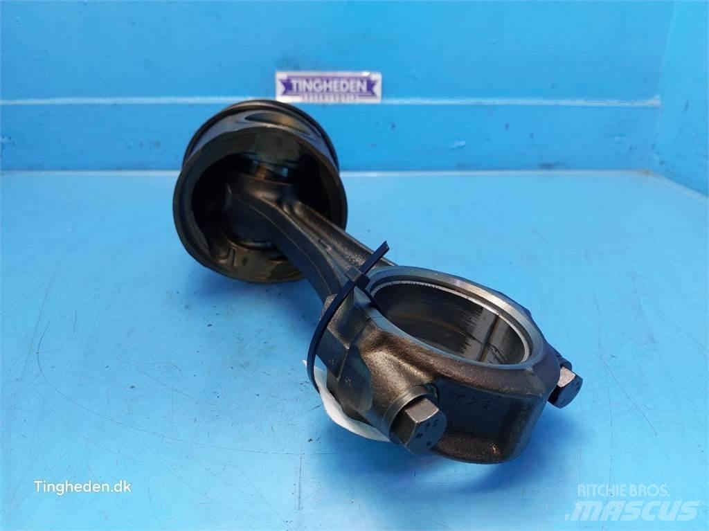 Ford 675TA Moteur
