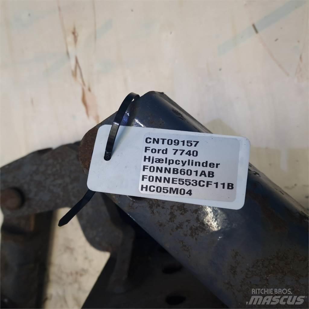 Ford 7740 Autres équipements pour tracteur