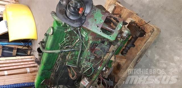 Ford 826F Moteur