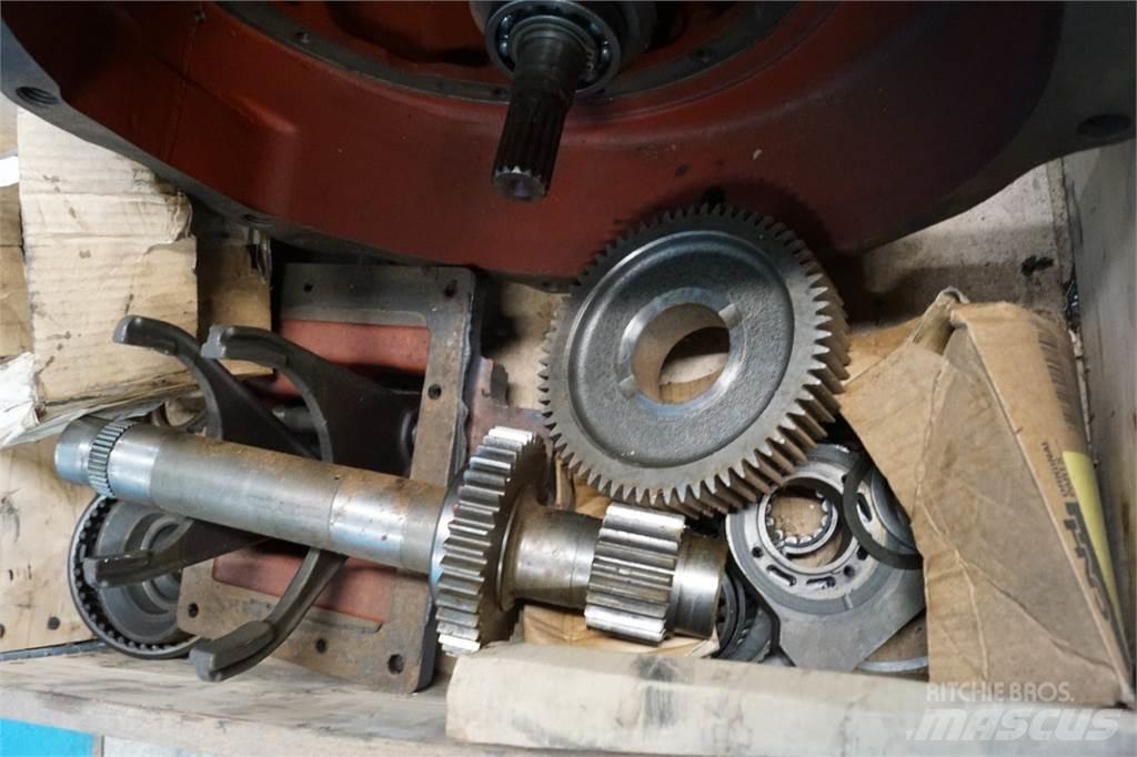Ford 8340 Transmission