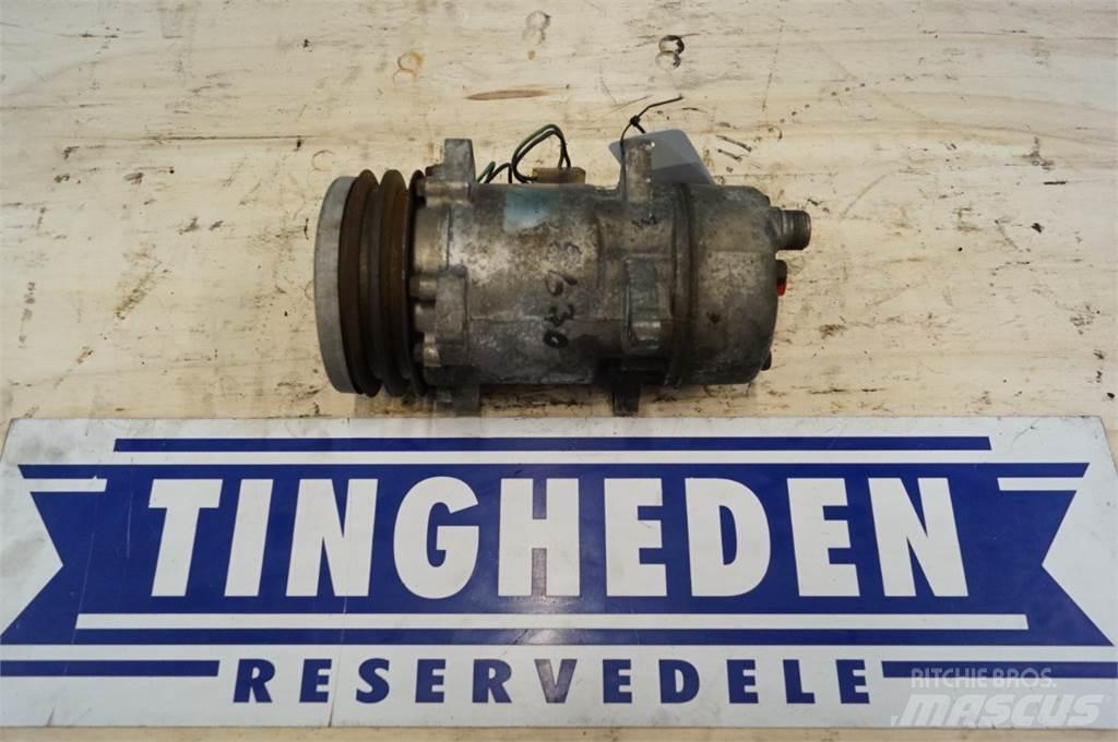 Ford 8630 Radiateurs