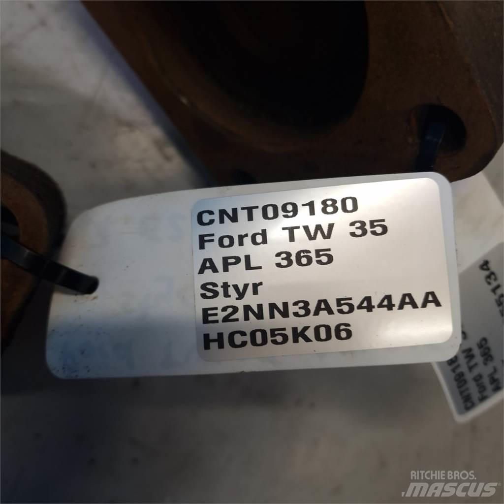 Ford TW35 Autres équipements pour tracteur