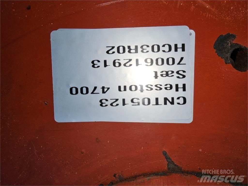 Hesston 4700 Autres matériels de fenaison