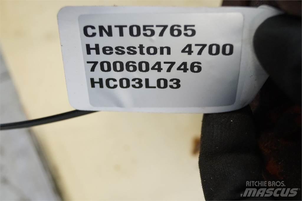Hesston 4700 Autres équipements pour tracteur