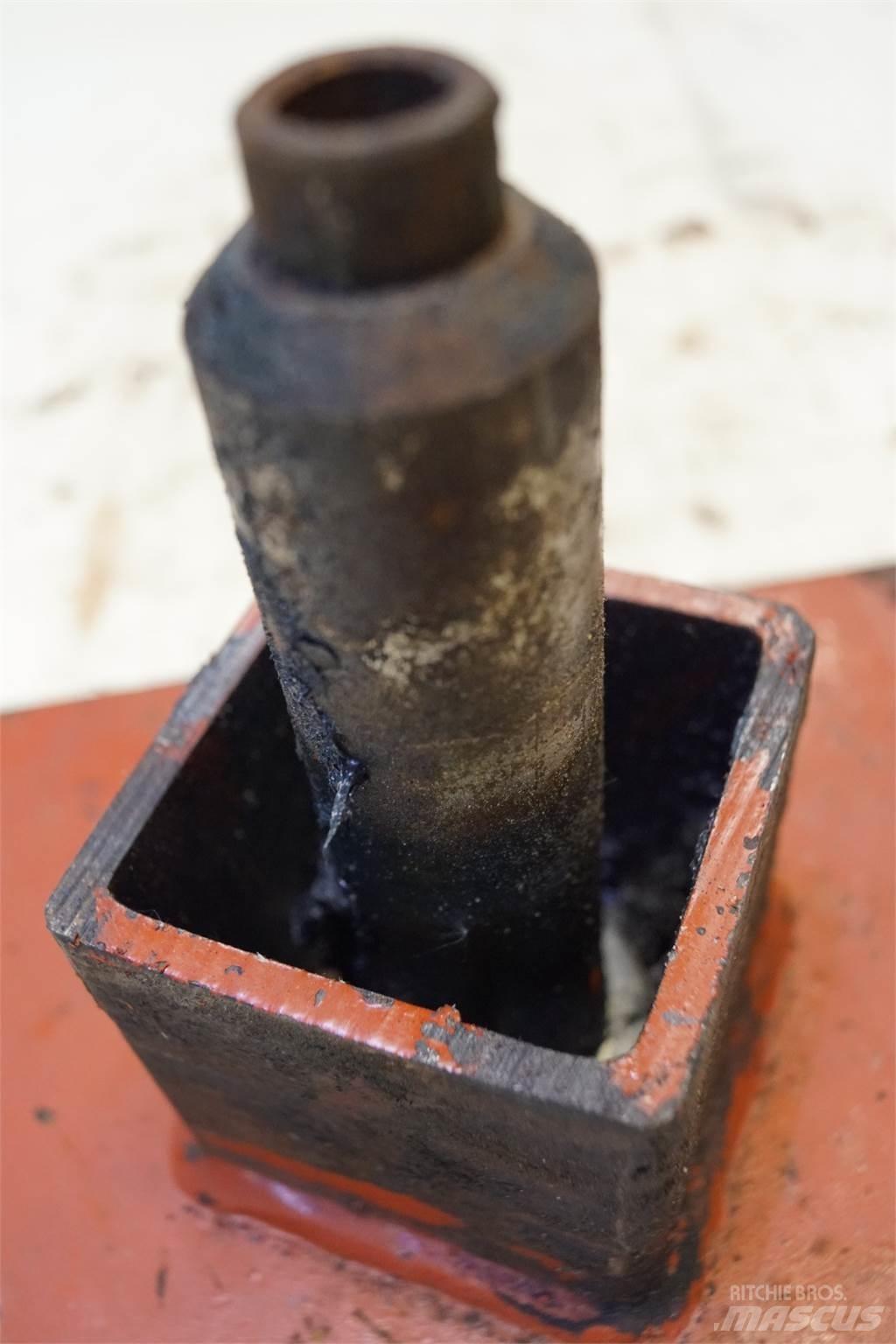 Hesston 4700 Autres équipements pour tracteur