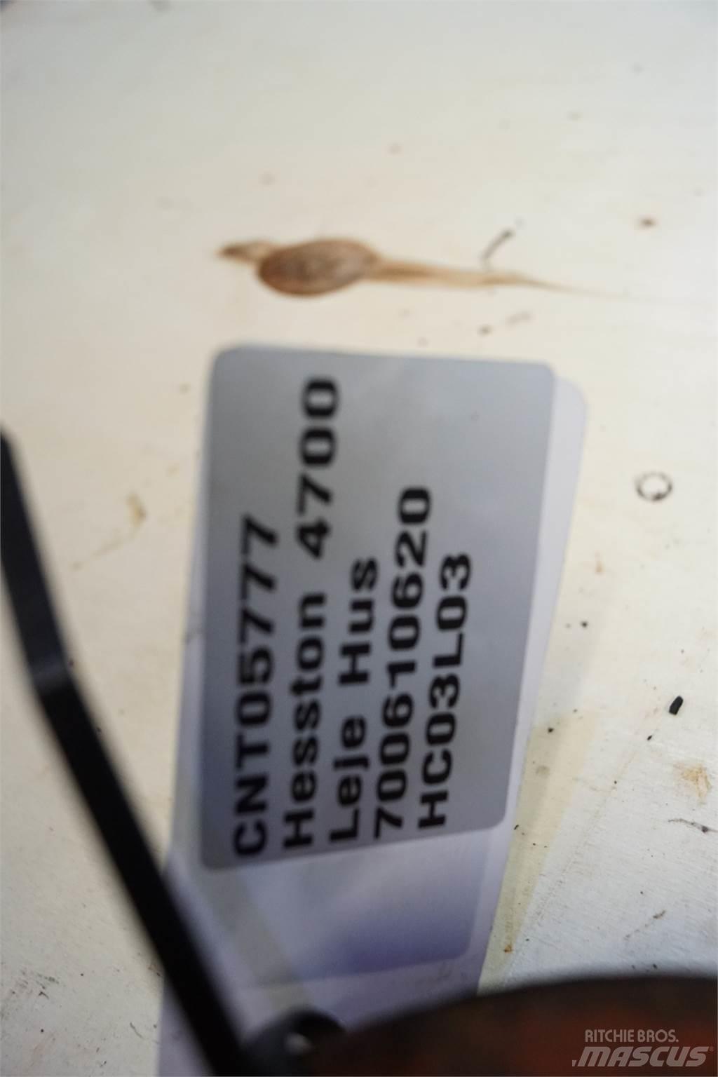 Hesston 4700 Autres matériels de fenaison