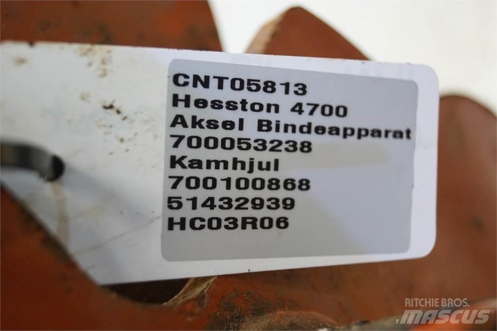 Hesston 4700 Autres matériels de fenaison