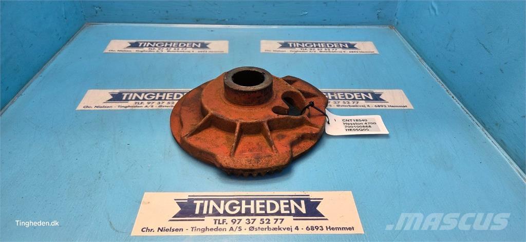 Hesston 4700 Autres matériels de fenaison