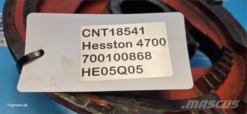 Hesston 4700 Autres matériels de fenaison
