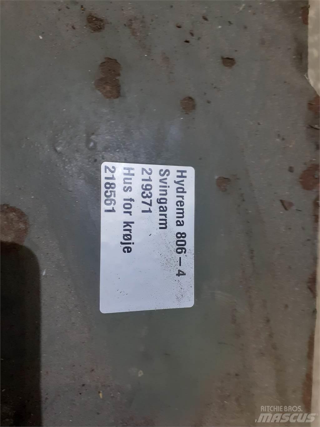 Hydrema 806 Pelle rétro arrière