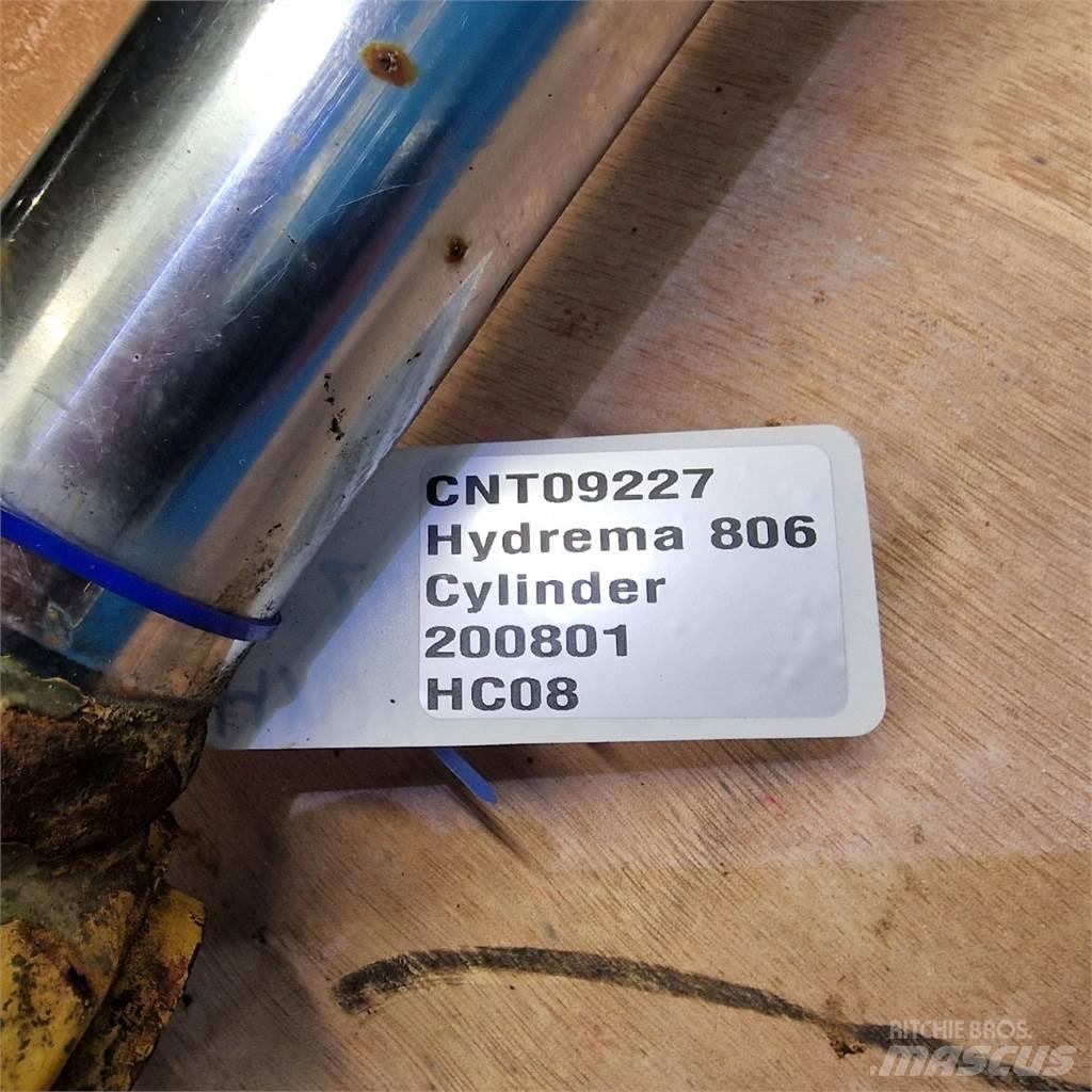 Hydrema 806 Pelle rétro arrière