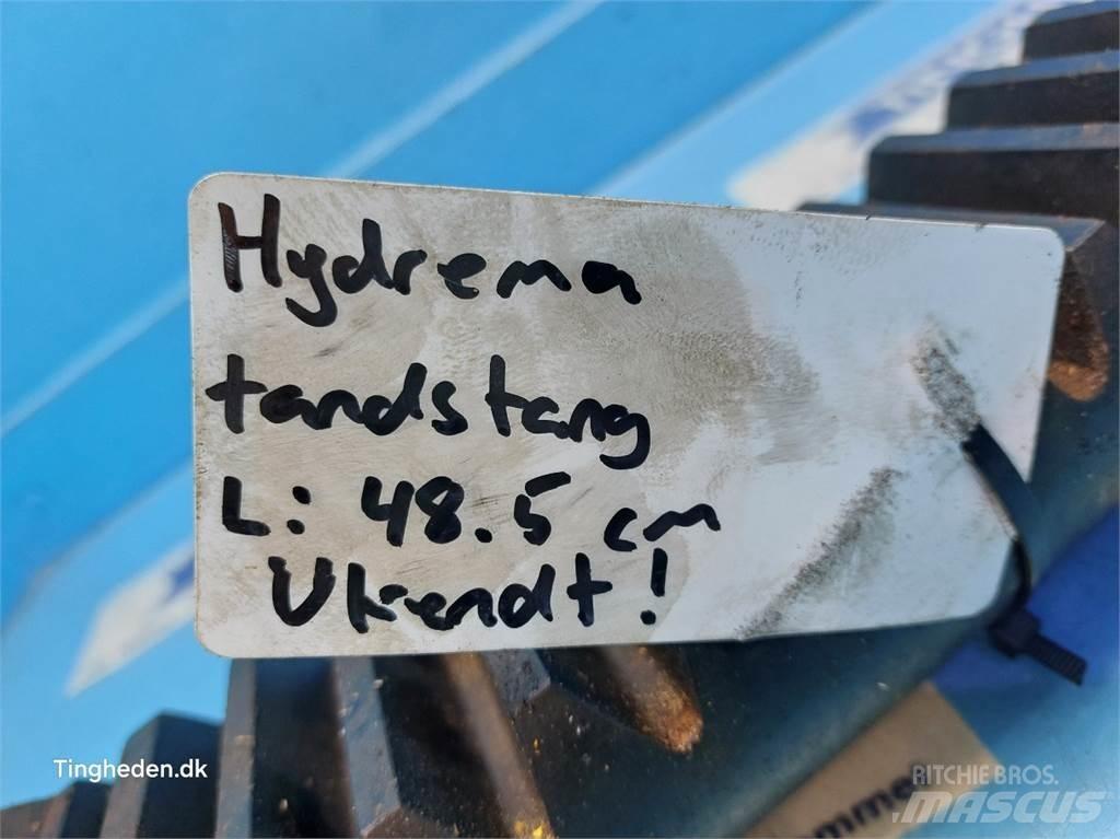 Hydrema 806 Pelle rétro arrière