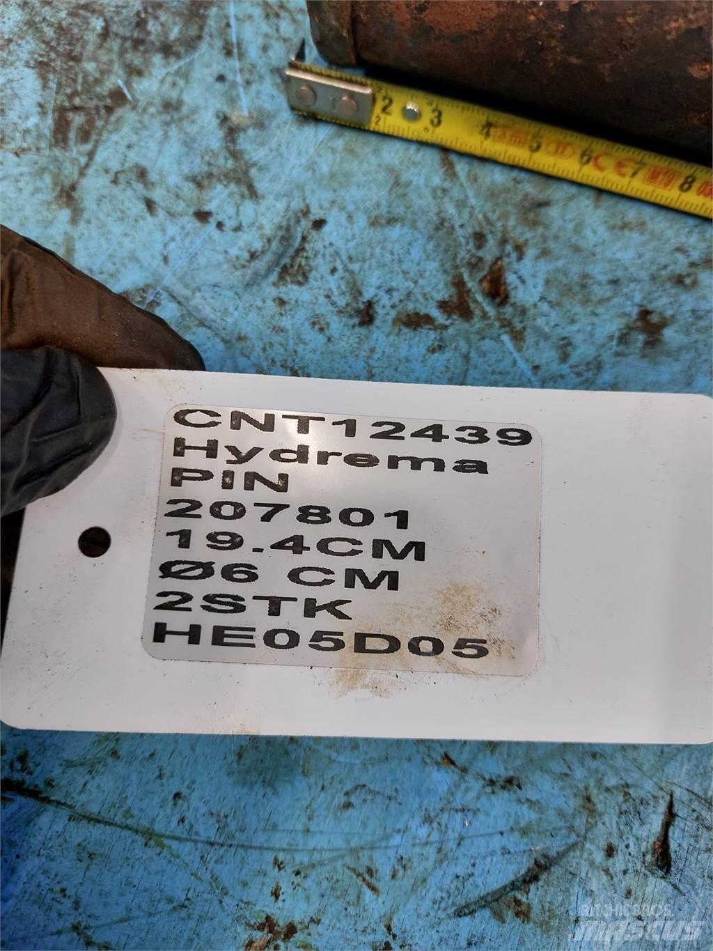 Hydrema 906 Pelle rétro arrière
