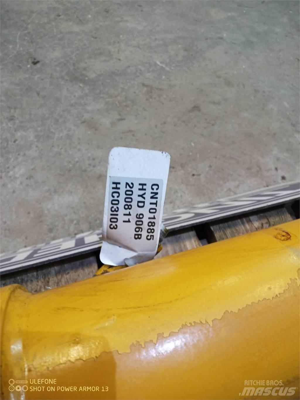 Hydrema 906B Bras et Godet