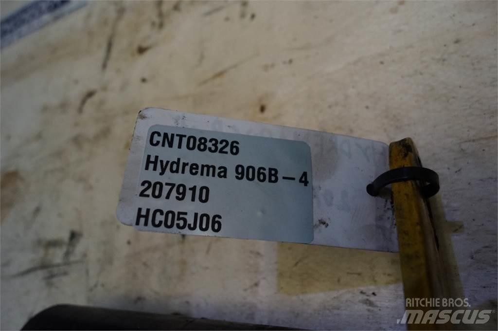 Hydrema 906B Pelle rétro arrière