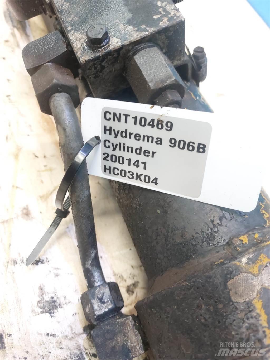 Hydrema 906B Pelle rétro arrière