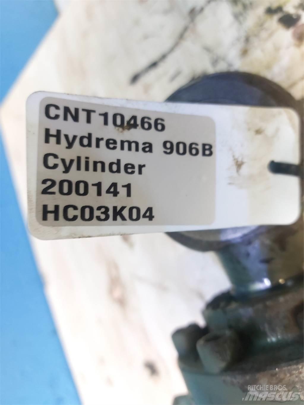 Hydrema 906B Pelle rétro arrière