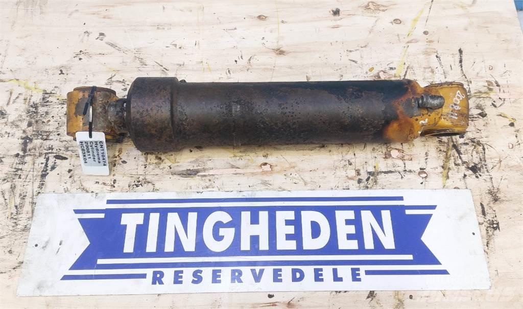 Hydrema 906B Bras et Godet