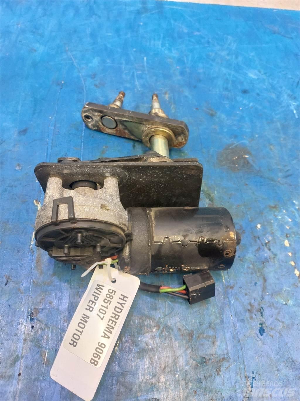 Hydrema 906B Electronique