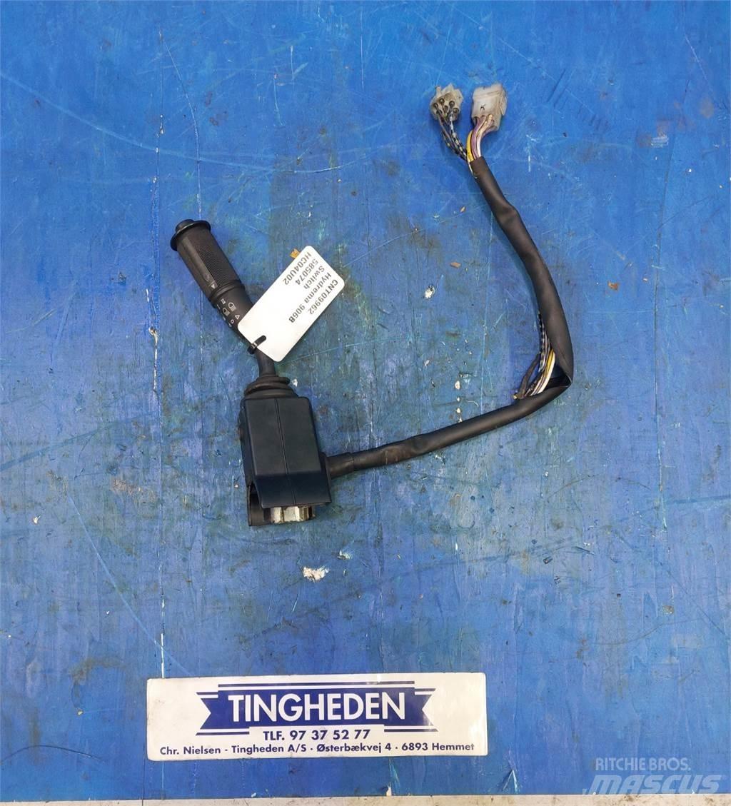 Hydrema 906B Electronique