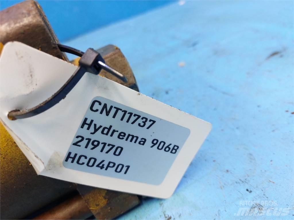 Hydrema 906B Pelle rétro arrière