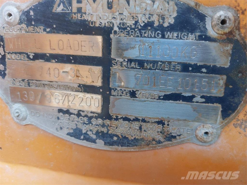 Hyundai HL740-3 Chargeuse sur pneus