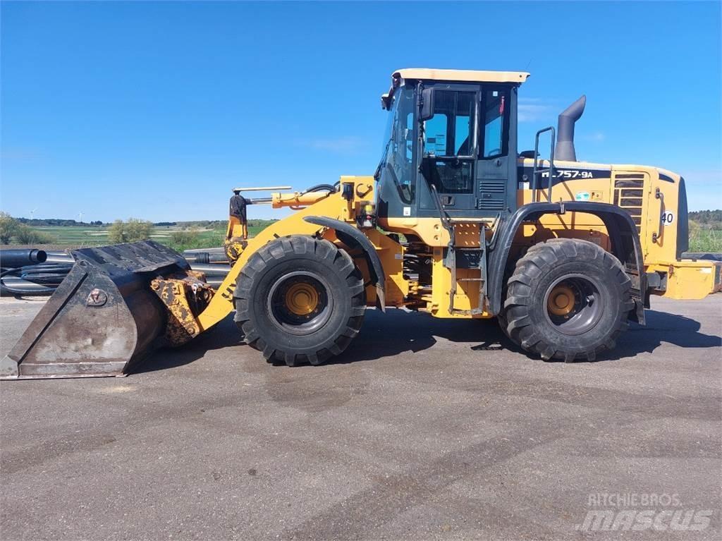 Hyundai HL757-9A Chargeuse sur pneus