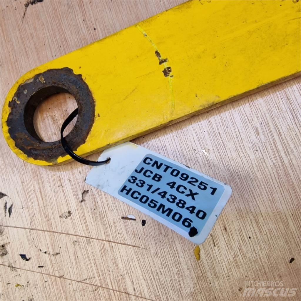 JCB 4CX Bras et Godet