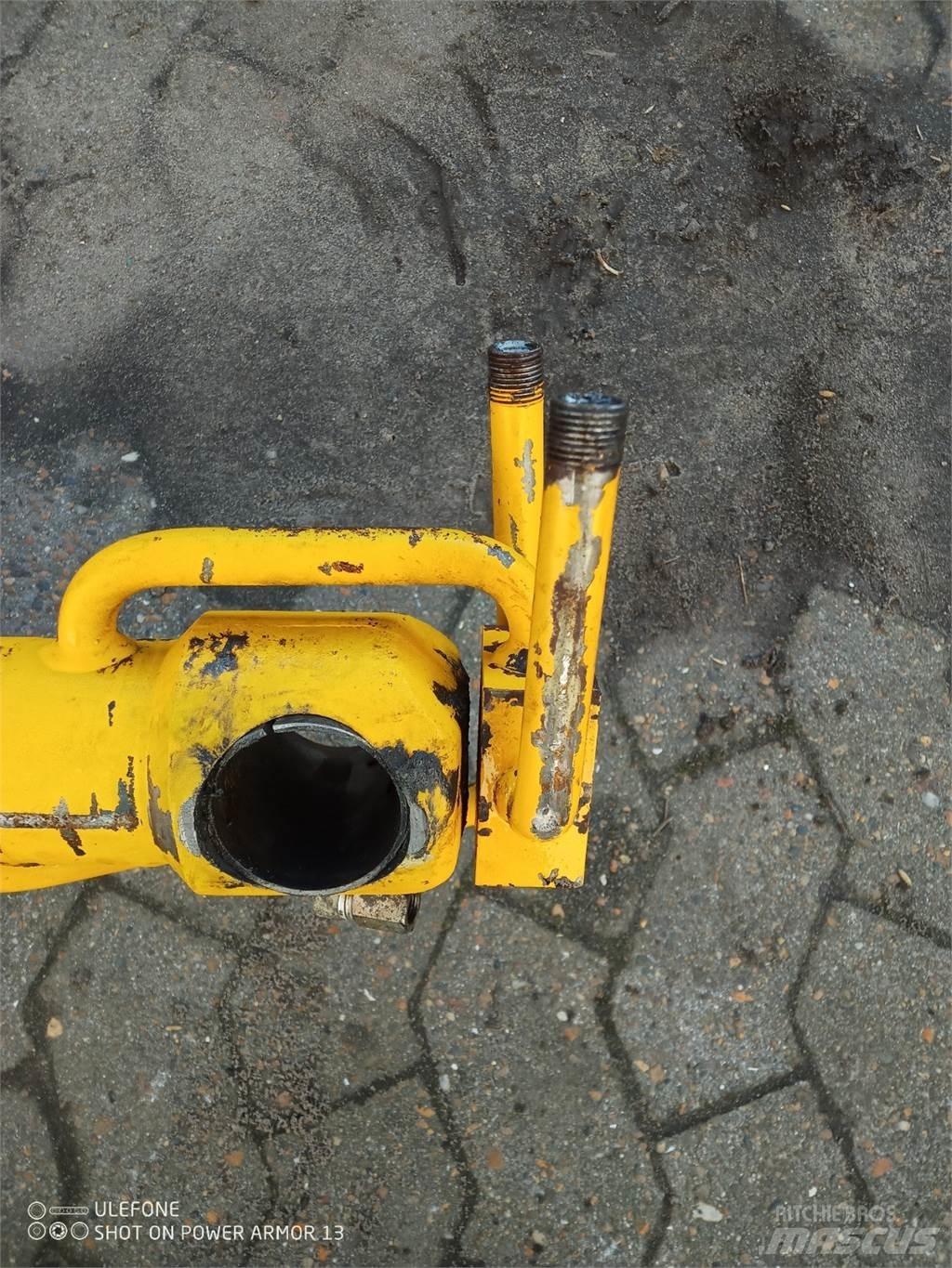 JCB 530 Bras et Godet