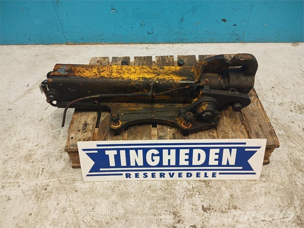 JCB 536-70 Attache rapide pour godet