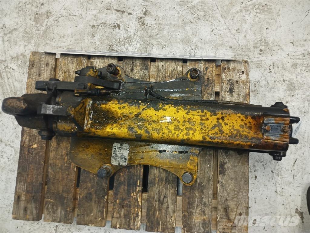 JCB 536-70 Attache rapide pour godet