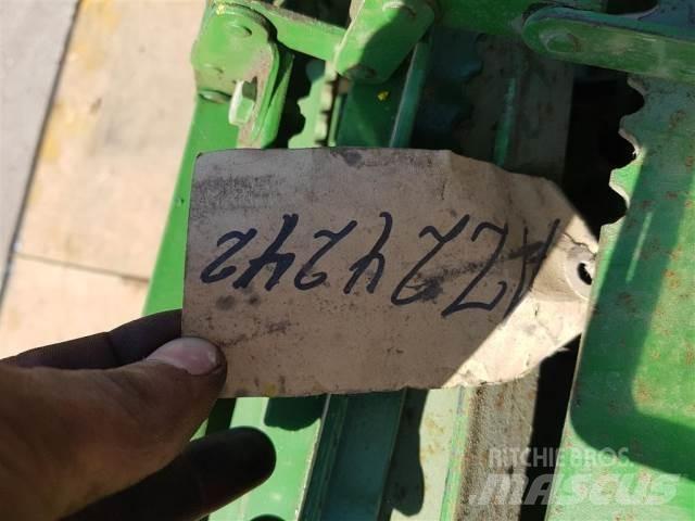 John Deere 1052 Accessoires moissonneuse batteuse