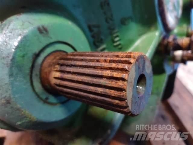 John Deere 1085 Accessoires moissonneuse batteuse