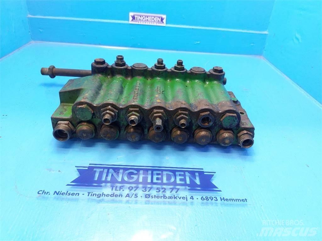 John Deere 1085 Hydraulique
