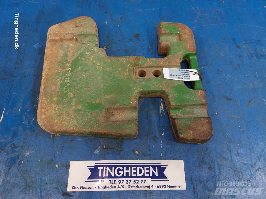 John Deere 1120 Masse avant