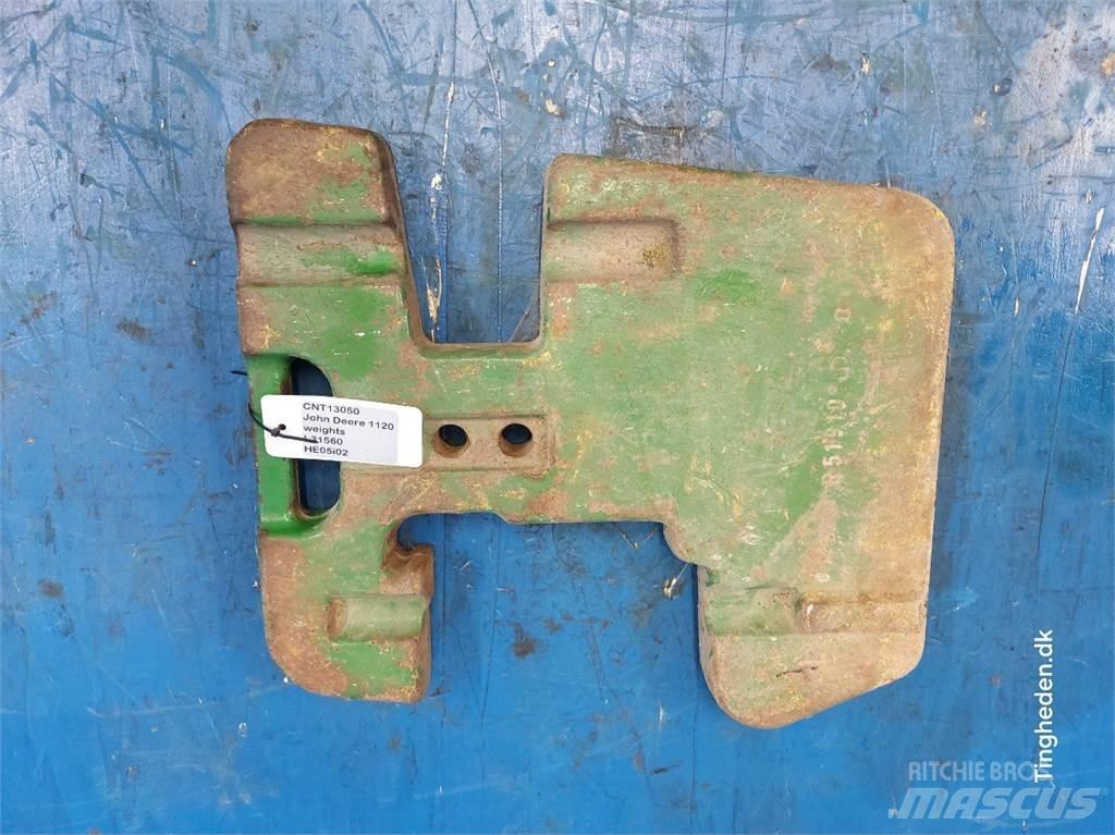 John Deere 1120 Masse avant