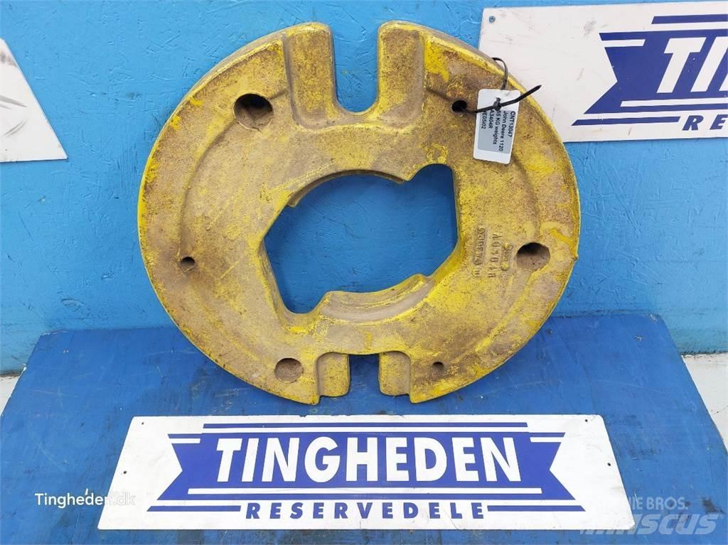John Deere 1120 Masse avant