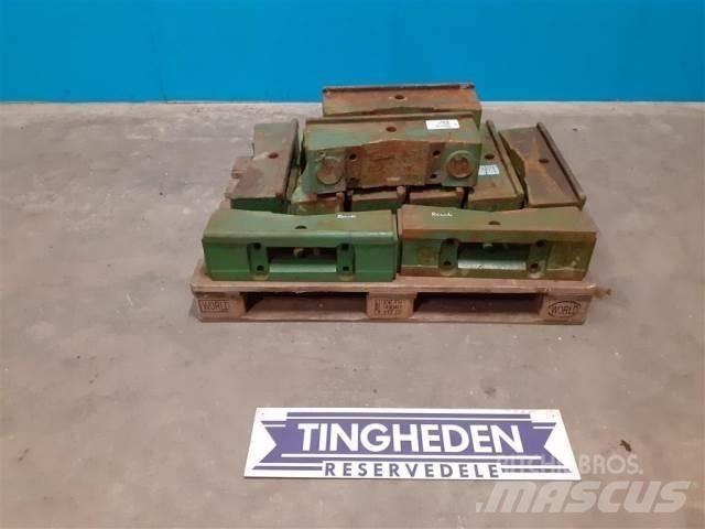John Deere 2040 Masse avant