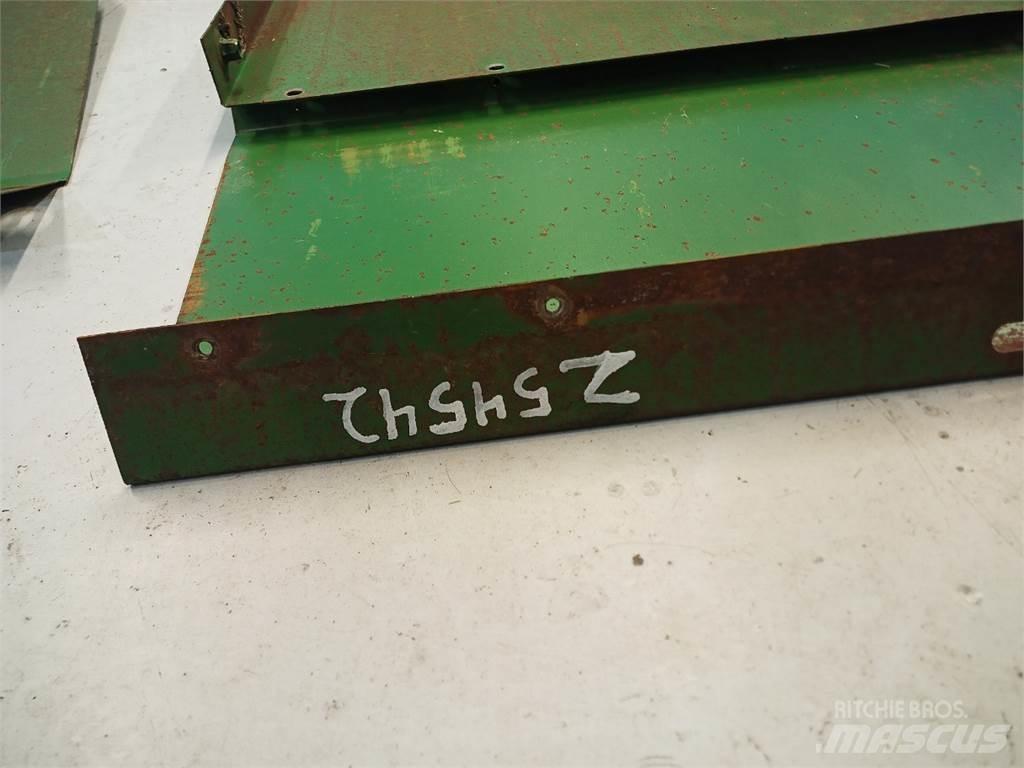John Deere 2054 Sableuse et saleuse