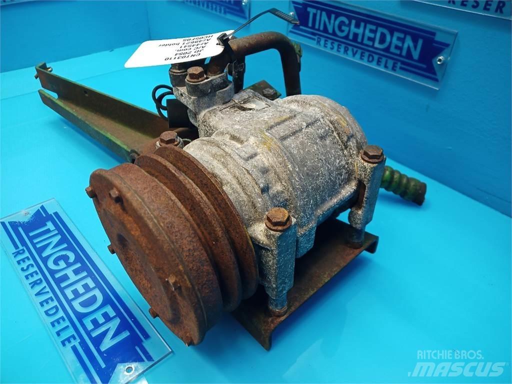 John Deere 2054 Cabines et Intérieur