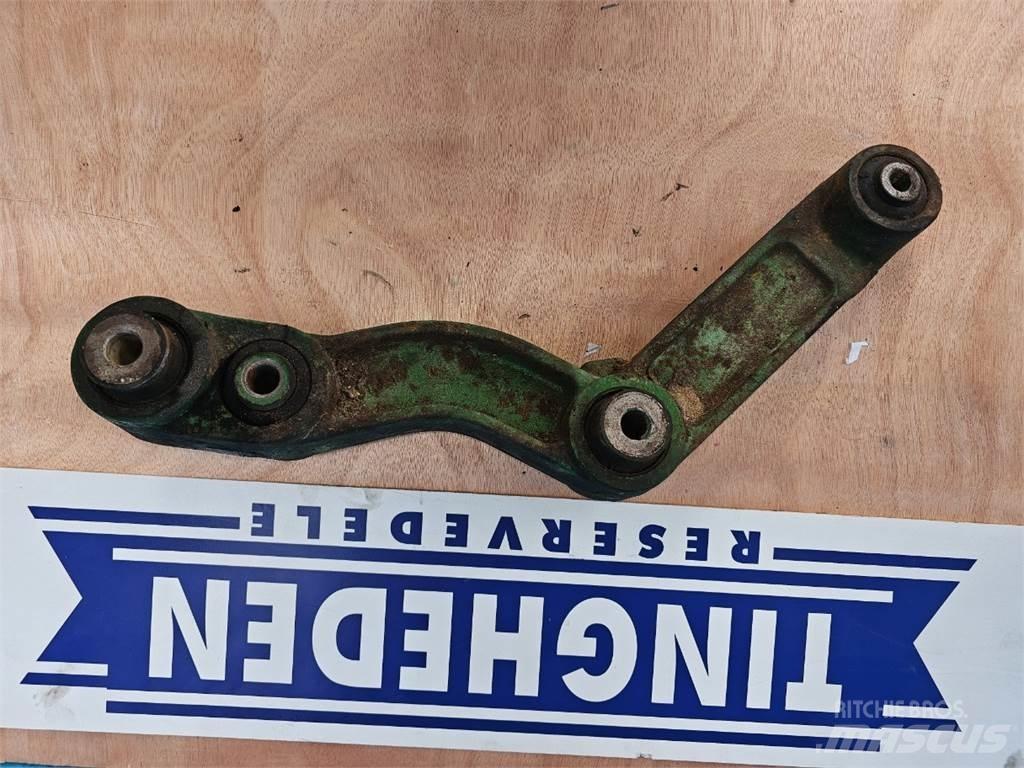 John Deere 2054 Sableuse et saleuse