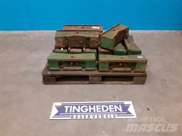 John Deere 2140 Masse avant