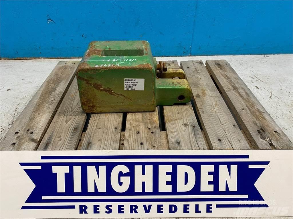John Deere 3040 Masse avant
