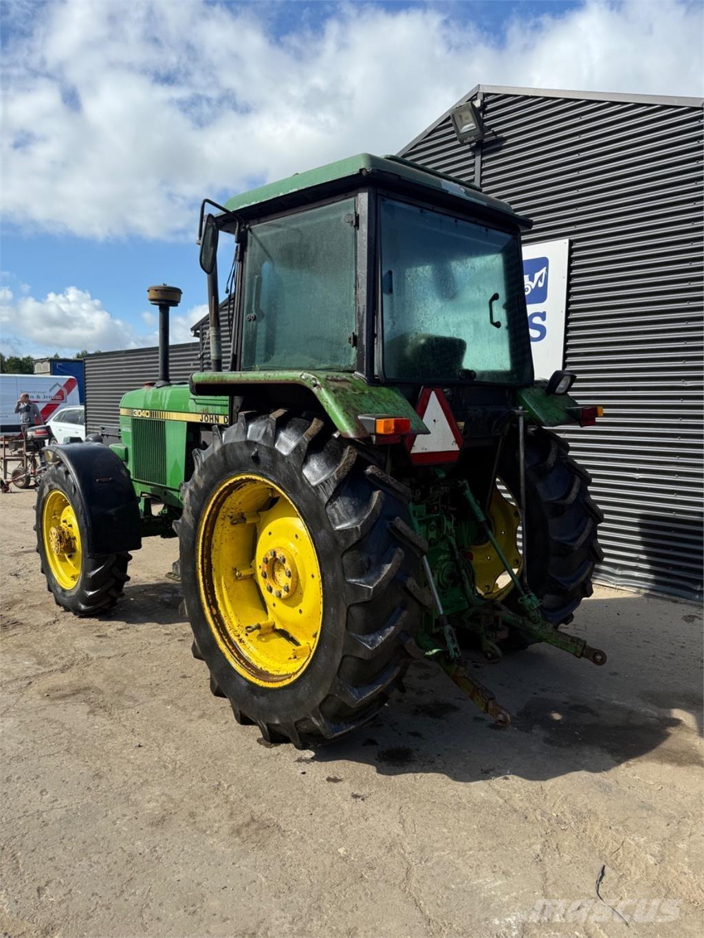 John Deere 3040 Tracteur